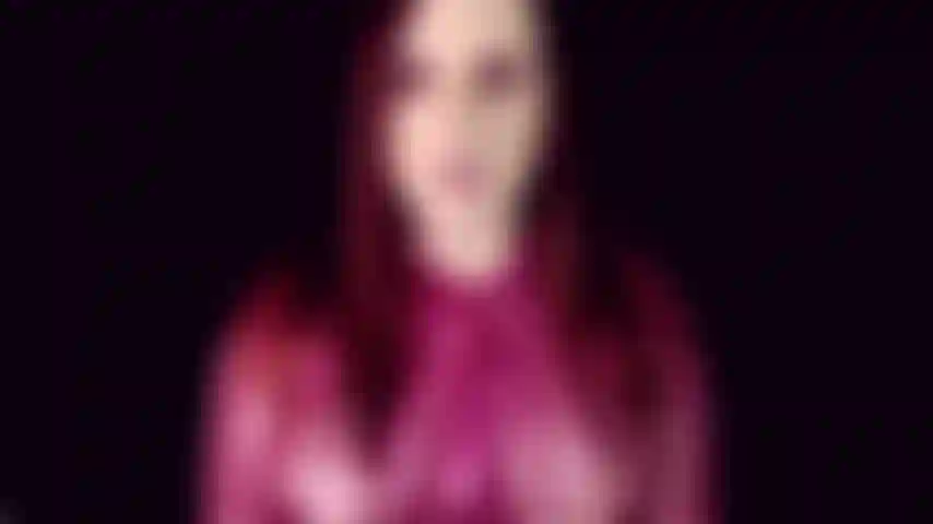 Virgem farejadora de calcinha - a realidade é que isso está perto, já que você está chegando à buceta hoje. Farejando onde alguma boceta poderia estar. Você vai abraçar sua virgindade e uma calcinha nesta enquanto eu te encorajo a cheirar.