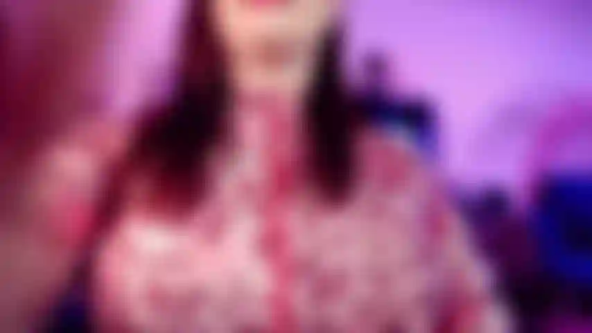 A provocação excruciante - vou brincar com seu pau e é melhor você não gozar. Isso mesmo, sem gozar. Eu quero bordar você. Quero ver quanto tempo você aguenta para mim.