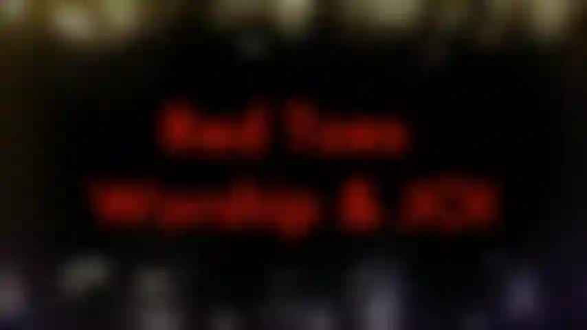 Adoração dos dedos vermelhos e joi - olhe só, você está de volta. Volto a adorar e fico de pé. Meus pés com aquele clássico esmalte vermelho. Você pode evitar, mas quer absorver tudo. Cada dedo lindo do pé. Simples assim. Acariciando lentamente no começo com esses dedos.