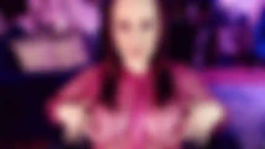 Brincadeira prolongada com macacão rosa - ahhh... Hora de relaxar com velhos amigos para alguns orgasmos consecutivos. Entre e curta comigo esse macacão rosa brilhante!