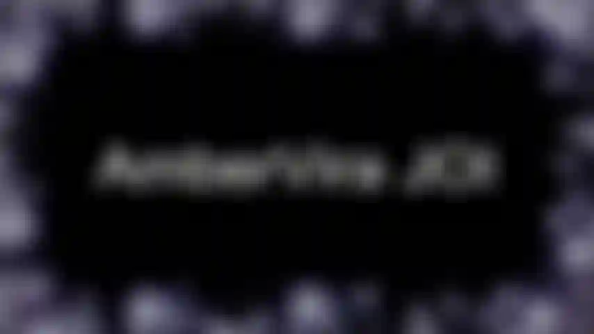 Ambervira joi - que melhor forma de entrar no espírito do halloween do que com uma joi session com a amante das trevas? Deliciosa joi com unhas compridas para guiar você e seu pau duro.