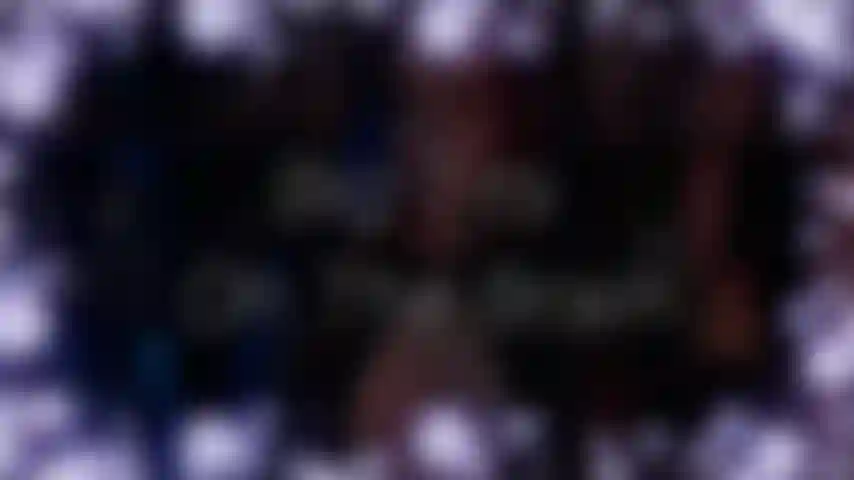 Peitos grandes no cérebro - você pensa neles logo pela manhã. Você pensa neles na hora do almoço. Como ficam macios e aconchegados quando você se abraça. Você não pode parar por aí, é claro. Você tem que adorá-los com sua língua. E você?