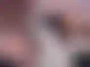 Meias brancas joi - meus malucos de pés de náilon vão adorar este. É principalmente uma visão de perto das minhas unhas vermelhas escuras em algumas das meias brancas mais transparentes já feitas.