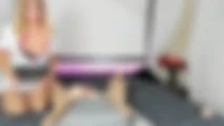 A enfermeira sahara trata você de cobiça.