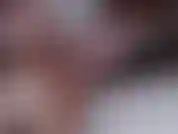 Fodendo rapidamente os peitinhos em um tratamento facial em câmera lenta.