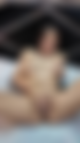 Tocando minha buceta!