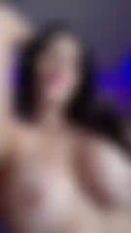 Saliva nos meus seios grandes?