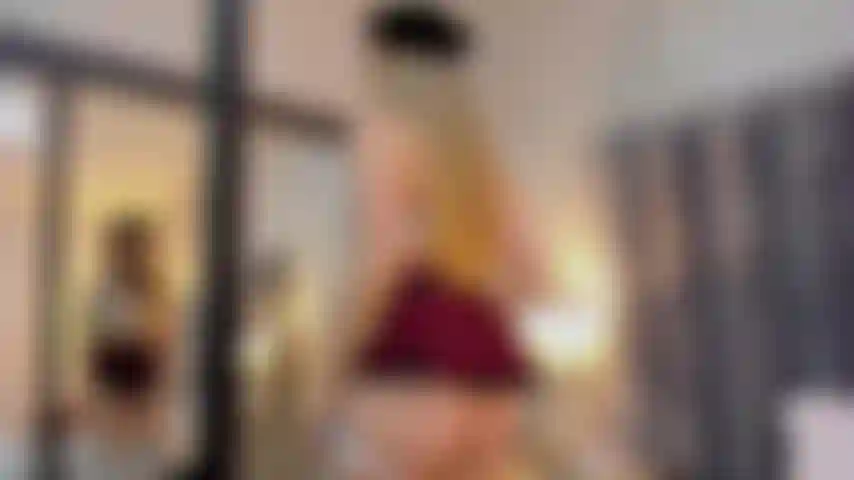 Estudante em teste bucal.