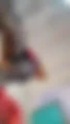 Te gusta mirar debajo de mí falda