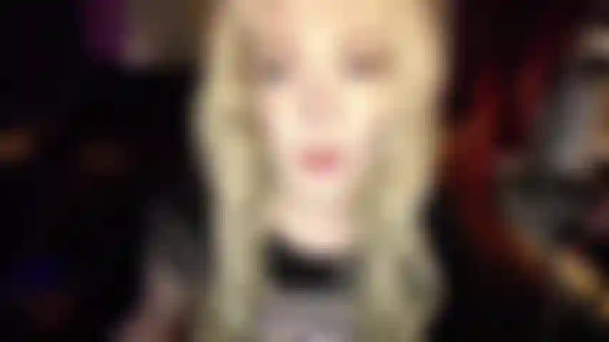 Seduzindo amigas marido.