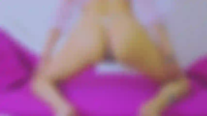 Meu corpo sexy mas doce espera por você.