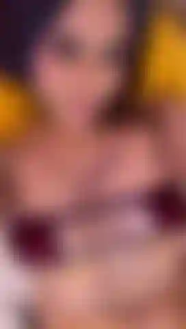 Gosto de peitos e calcinhas.