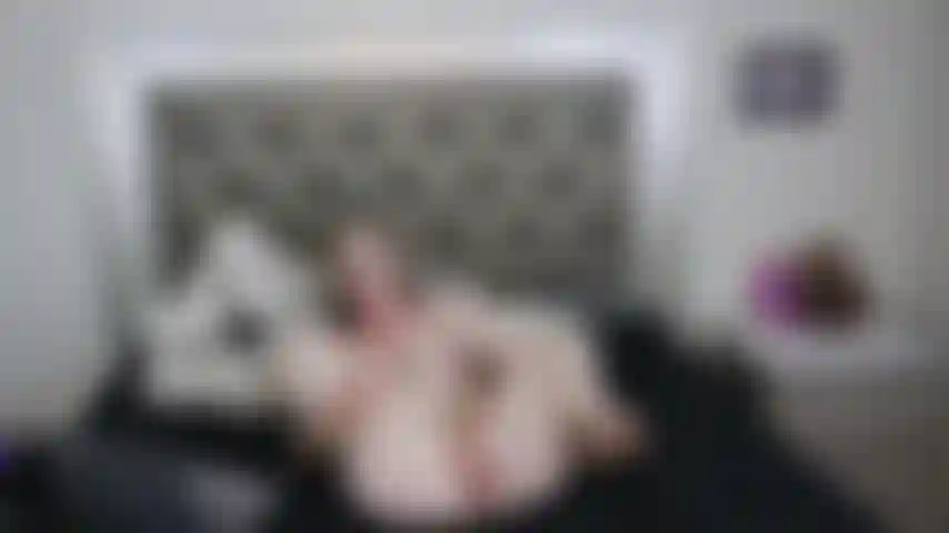 Amy_Quinn grande esguicho clipe curto.