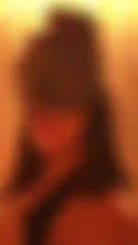 This is just a part of a bigger video that will blow you mind. Don't miss the mistery woman