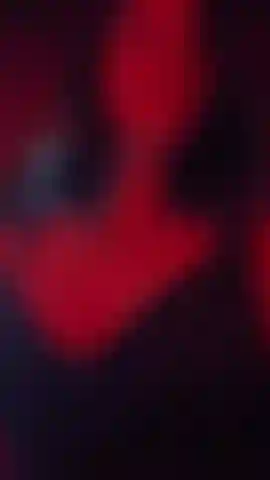 I see in red