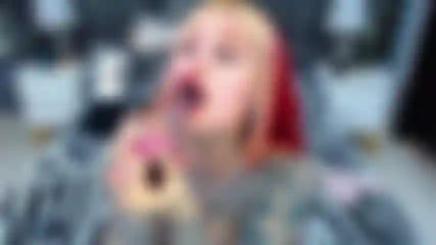 Garganta profunda suja.