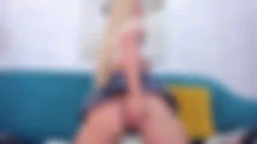 Imagine this ass bunching for you !!!