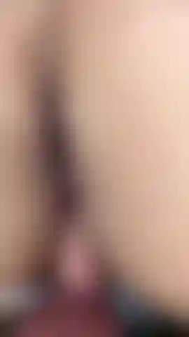 Montando um pau delicioso.