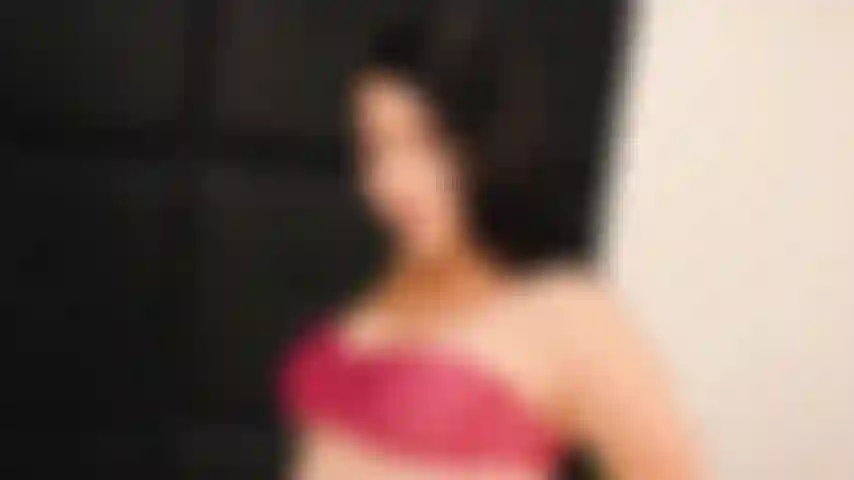 Massageie meu corpo nu e vamos nos tornar um.