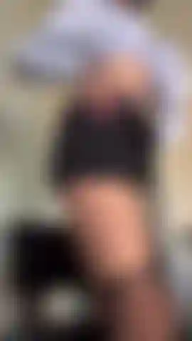 RolePlay: You thought it would be another boring work meeting... but the secretary who attended to you was horny and it turned into a really hot video call...  do you want to cum??