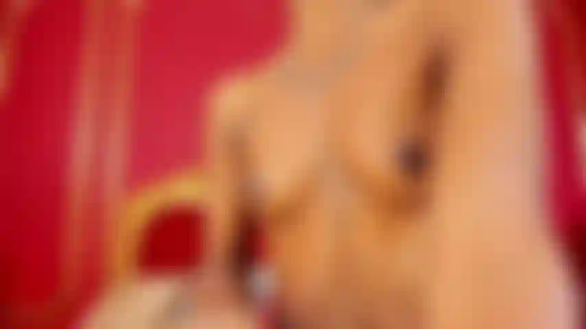 Chupando e fodendo dildo clitóris quente.