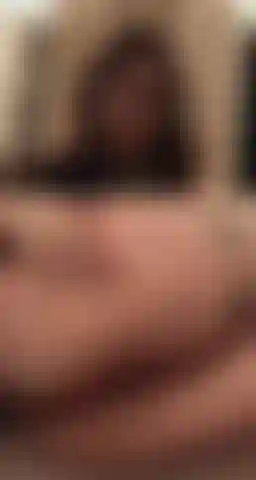 Provocando minha bunda e buraquinhos para você ;p.