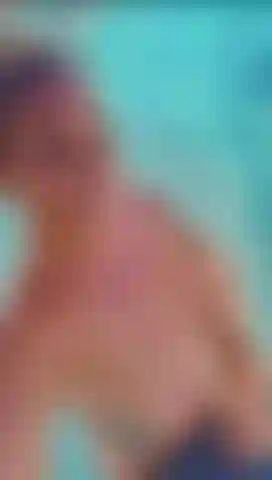 Vou dar um mergulho na piscina.