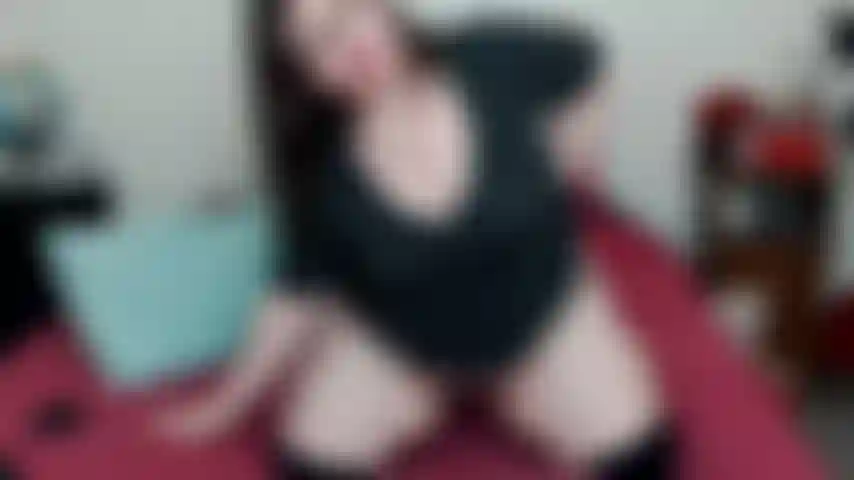 Tiro e mostro os dois buracos.