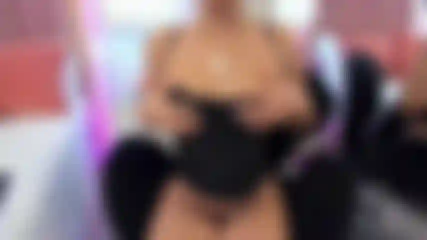 Buceta molhada, quero gozar.