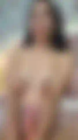 Minha saliva escorre pelos meus peitos grandes! Você gosta de ahegao?