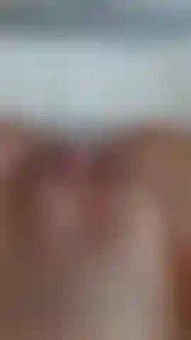 Tão perto que você curte meu jogo na minha buceta.