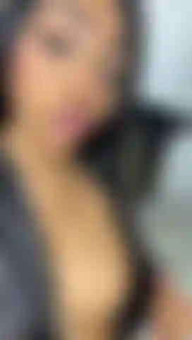 Imagine seu pau duro aqui.