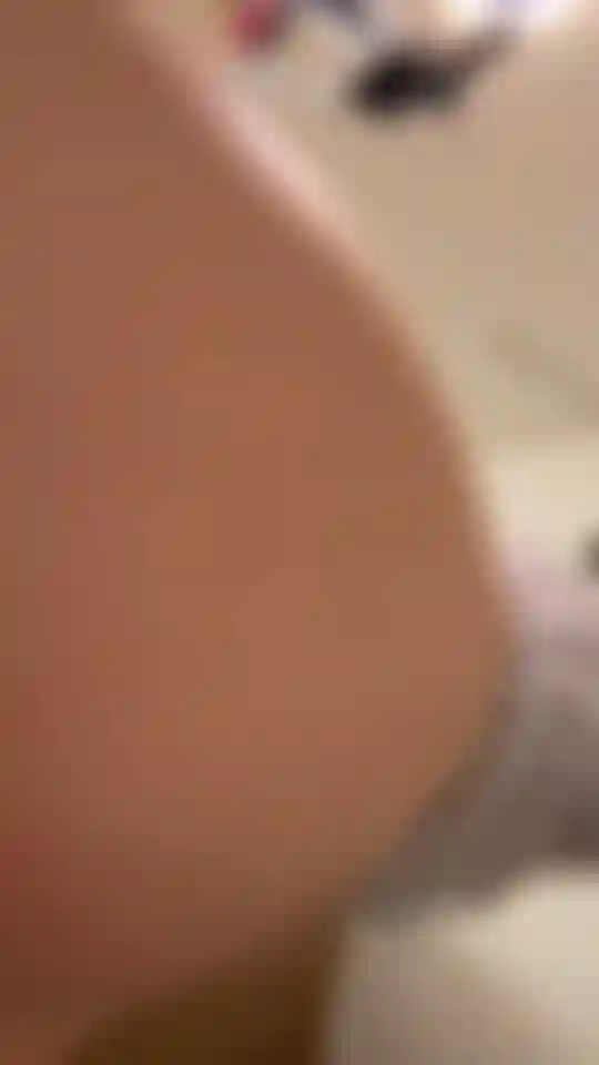 look how your spanks get my booty red