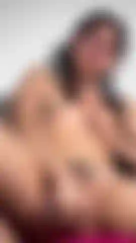 Punindo minha buceta com um pau enorme e grande #latina #cute #sweet #nacked #pussy #pussyopen #cunt #cuntopen #vagina #vaginaopen #tits #bobs #sex #sexy #hot.
