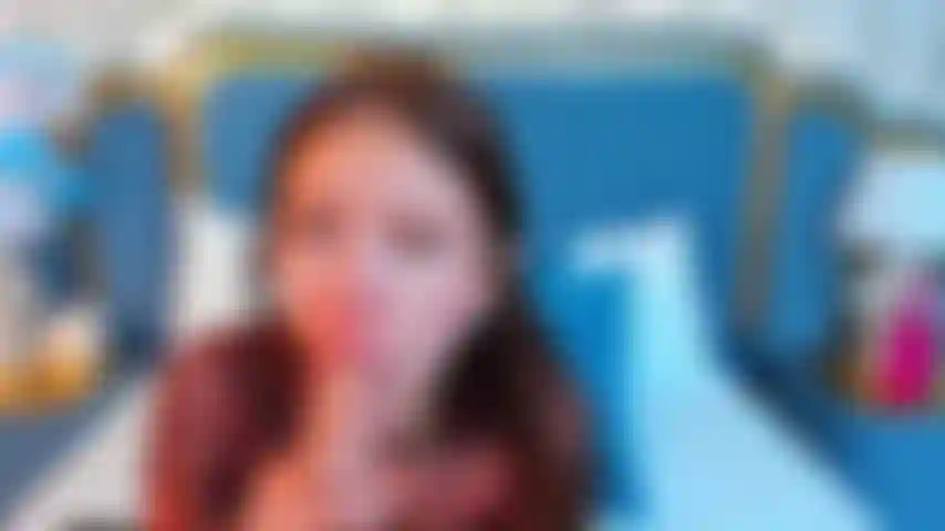 Estou pronta, abra bem minha boca e me dê até a última gota do seu leite quente, me foda sem dó e derreta em mim do jeito que você gosta.