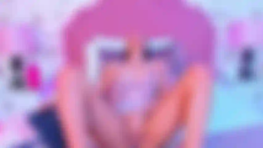 Curta minha bucetinha e meu cu grande em close.