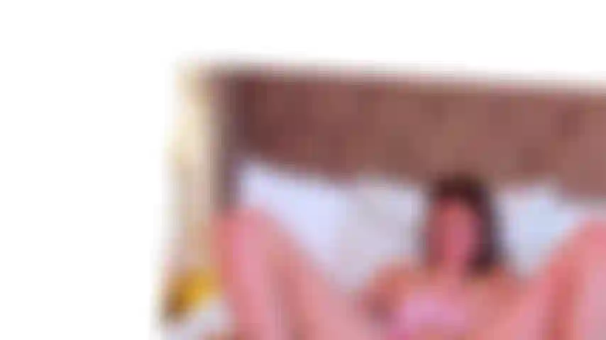 Minha buceta pega fogo enquanto eu te chupo.