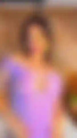 Meus mamilos são muito duros.