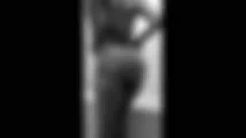 Brincando no chuveiro.