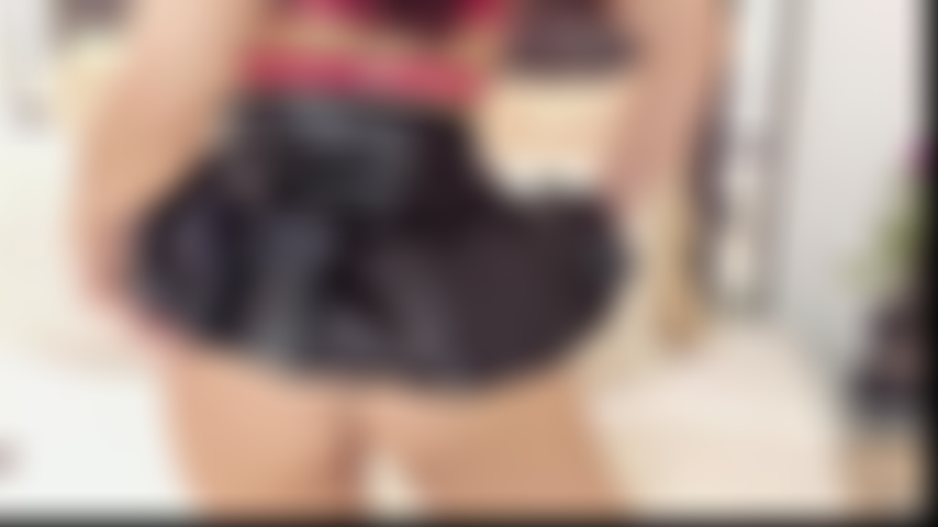 I love playing with my pussy