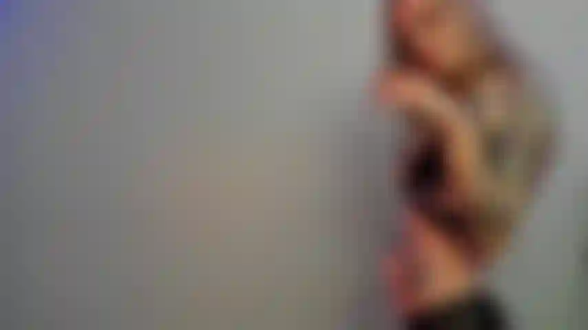 Sph em lingerie de renda.