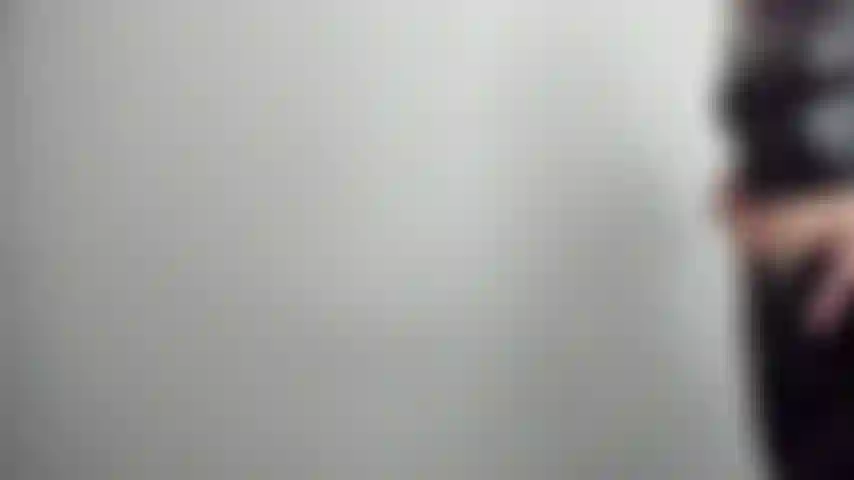 Adorando a deusa em couro.