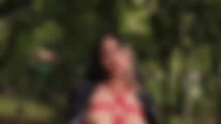 Submissa aos seus desejos.