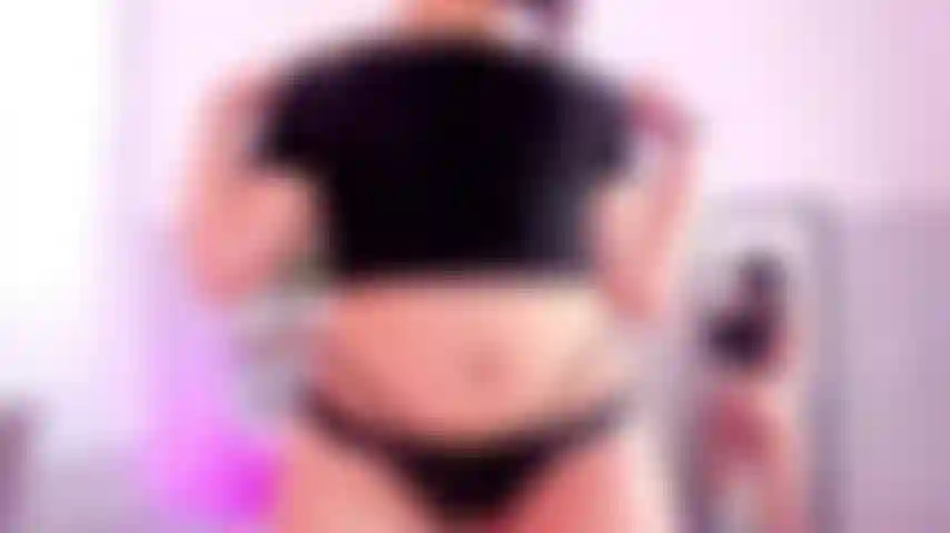 Deixe-me chupar seu pau de brincadeira enquanto fala sacanagem.