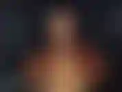 Meus seios grandes e lindos fazem todos os dias parecerem natal. Espero que você mostre seu apreço. Quero presentes! Vou até mostrar como meus seios ficam bem em todos os tipos de sutiãs e lingerie. Mime-me!