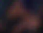 Estou querendo um pau grande e preto desde o dia em que nos casamos. Vou chupar e foder meu amante bem na sua cara. Coe na gaiola do seu pênis e observe sua carga escorrer da minha buceta. Você é um idiota agora, querida!