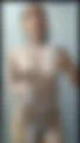 Tomando banho com você.