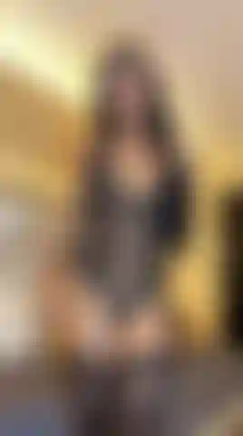 Adoro te encantar com a minha vagina, adoro te excitar, brincar contigo, e que me desejes tanto quanto eu te desejo.