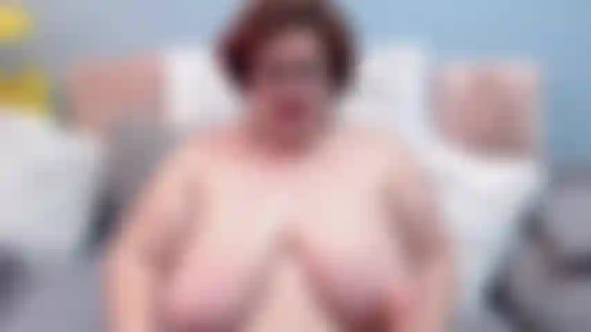 Goze nos meus peitos.