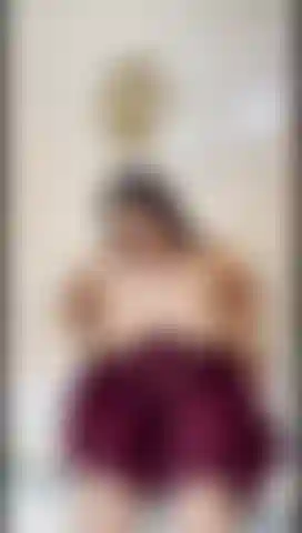 Meus peitos grandes são para você.